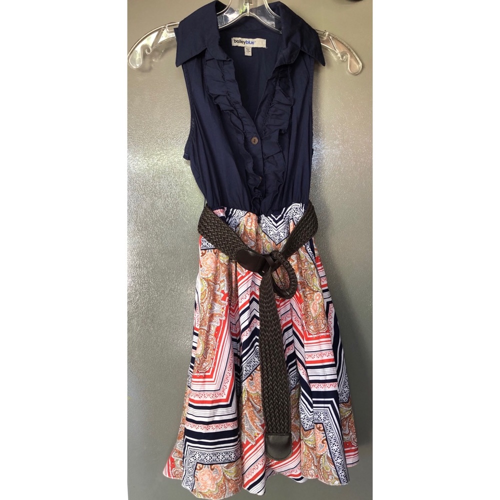 Sleeveless dress